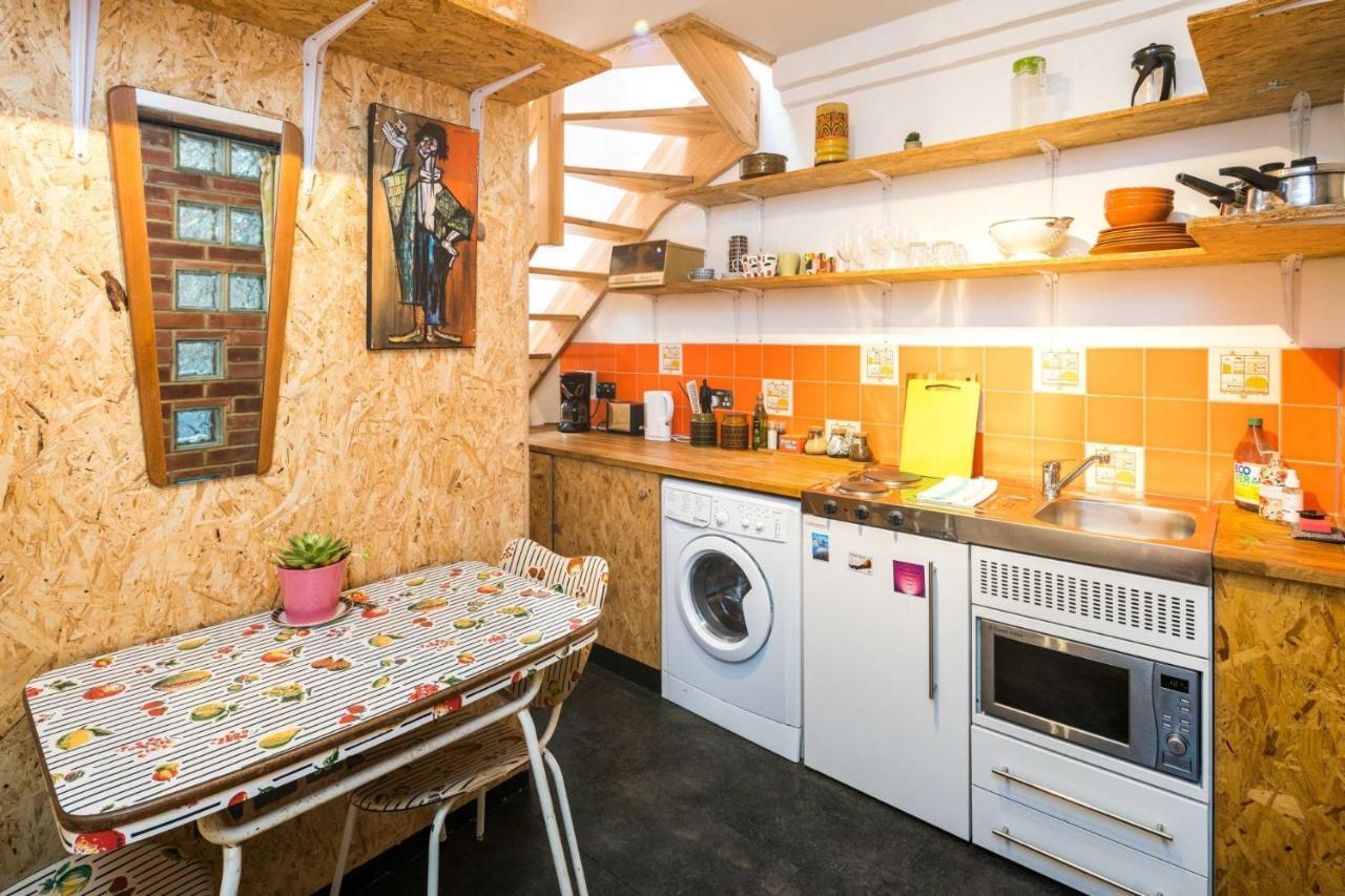 Апартаменти Cute House In Soho - Full Ac, Quiet And Unique! Лондон Екстер'єр фото